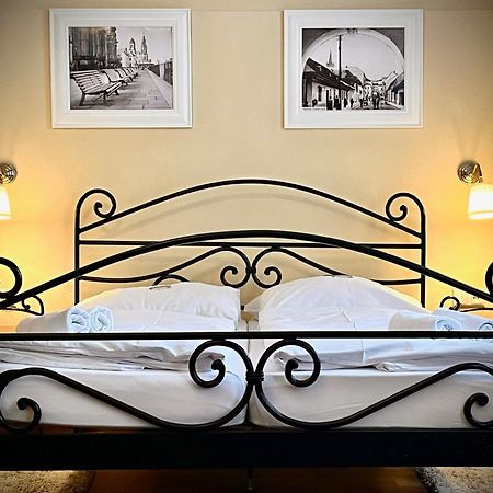 Antonio Old Town Residence Presov Ngoại thất bức ảnh