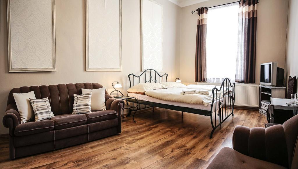 Antonio Old Town Residence Presov Ngoại thất bức ảnh