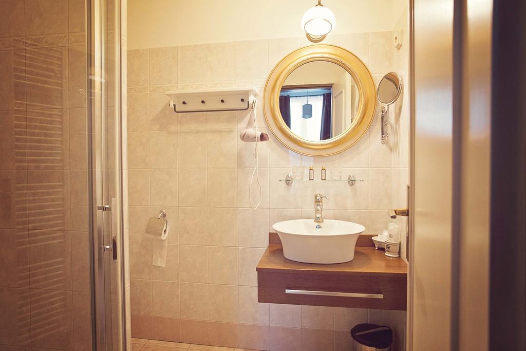 Antonio Old Town Residence Presov Ngoại thất bức ảnh
